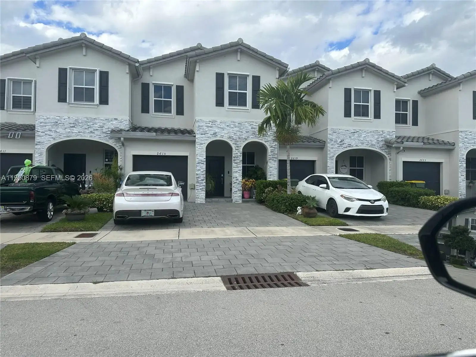 2615 SE 12th St # 000, Homestead FL 33035 photo 2
