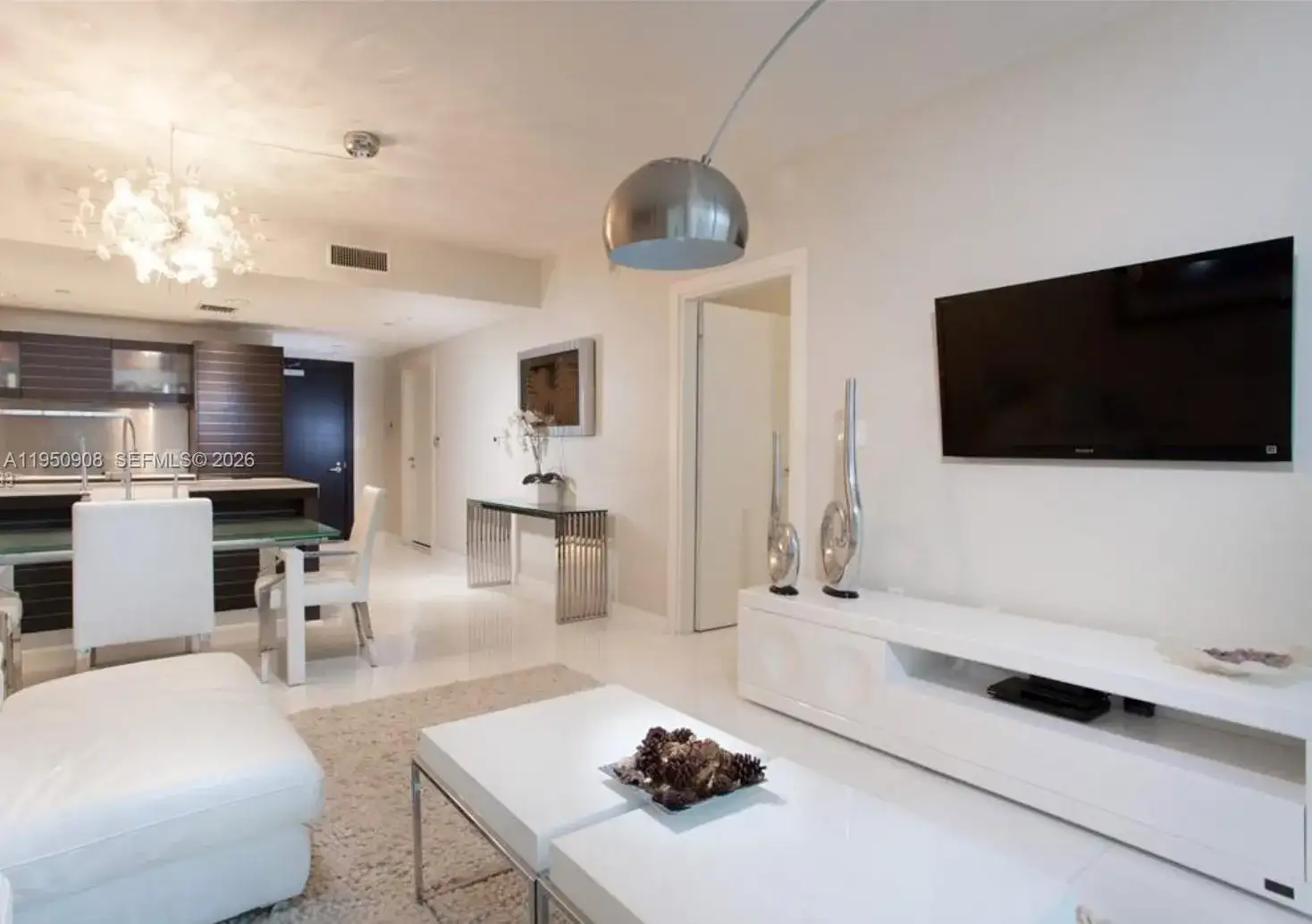 200 Biscayne Boulevard Way # 3209, Miami FL 33131 photo 2