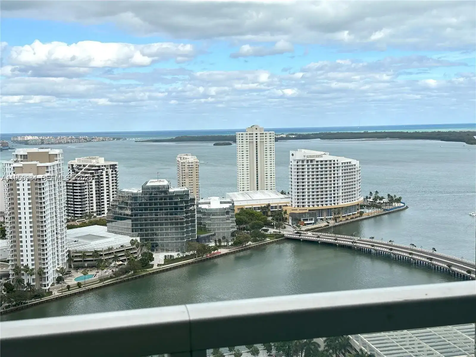 500 Brickell Ave # 3302, Miami FL 33131 photo 4