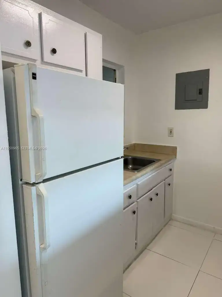 4495 NW 9th Street # 104, Miami FL 33126 photo 4