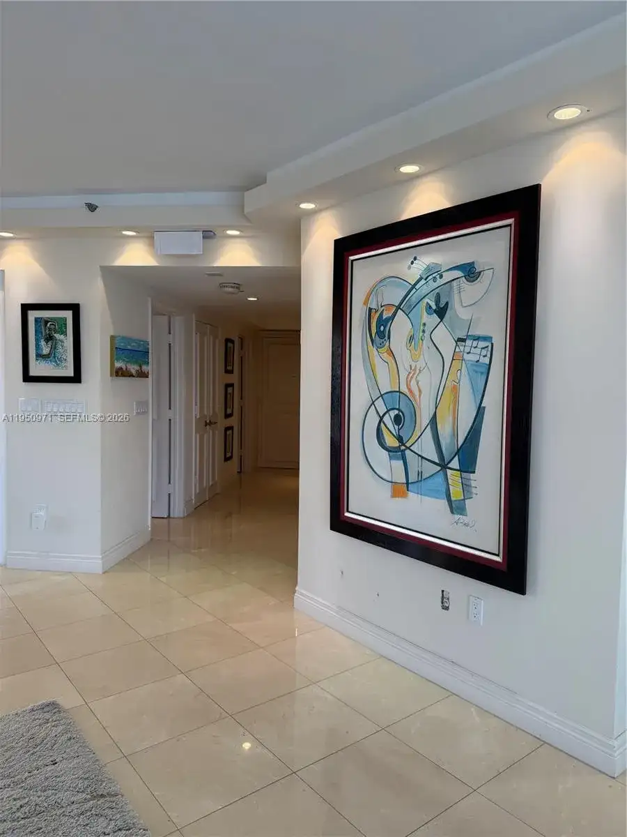 4000 Island Blvd # 2402, Aventura FL 33160 photo 4