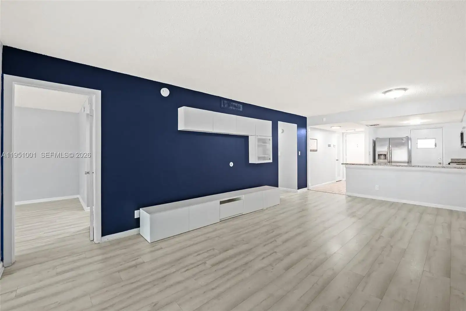 2302 S Cypress Bend Dr # 210, Pompano Beach FL 33069 photo 4