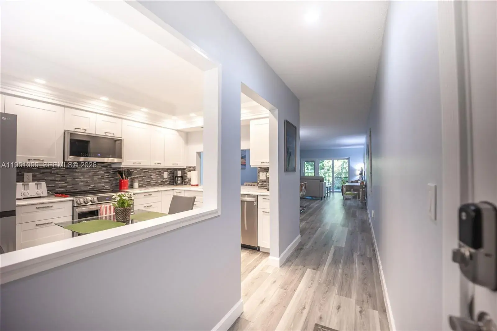 4000 Crystal Lake Dr # 114, Deerfield Beach FL 33064