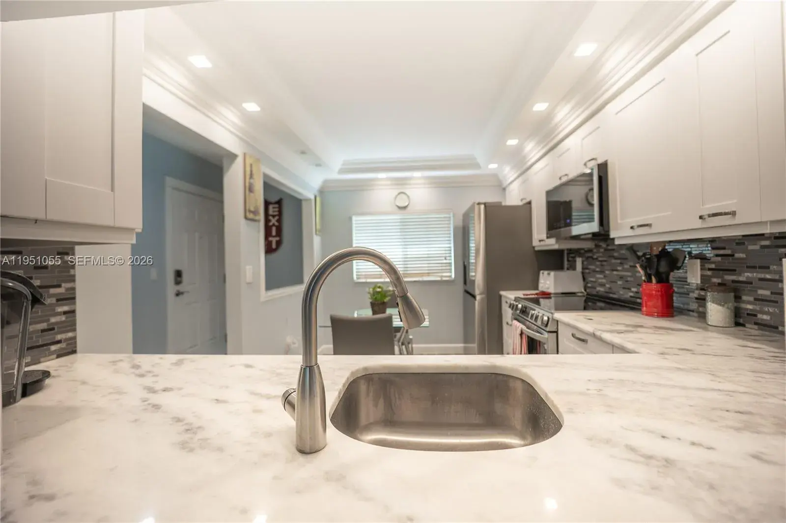 4000 Crystal Lake Dr # 114, Deerfield Beach FL 33064