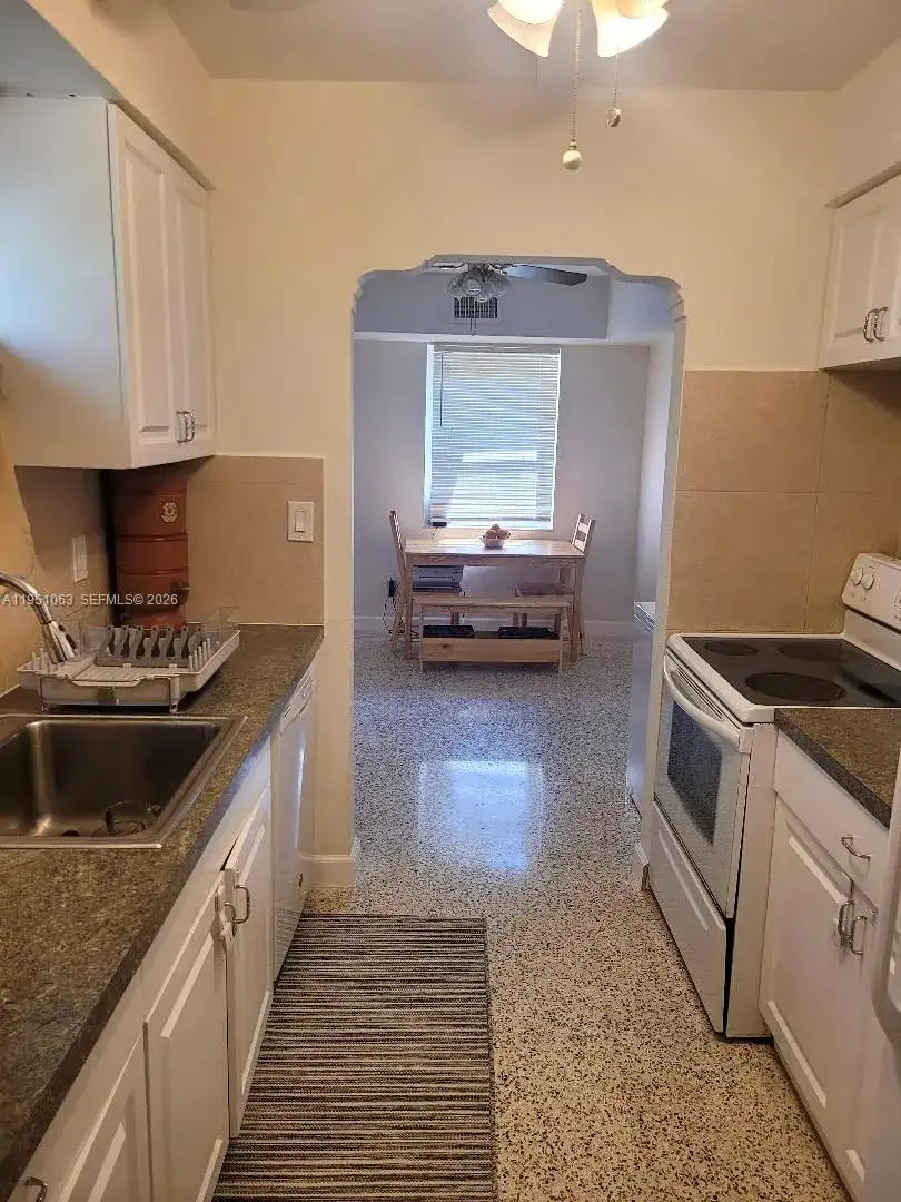 655 NE 122nd St, North Miami FL 33161 photo 4