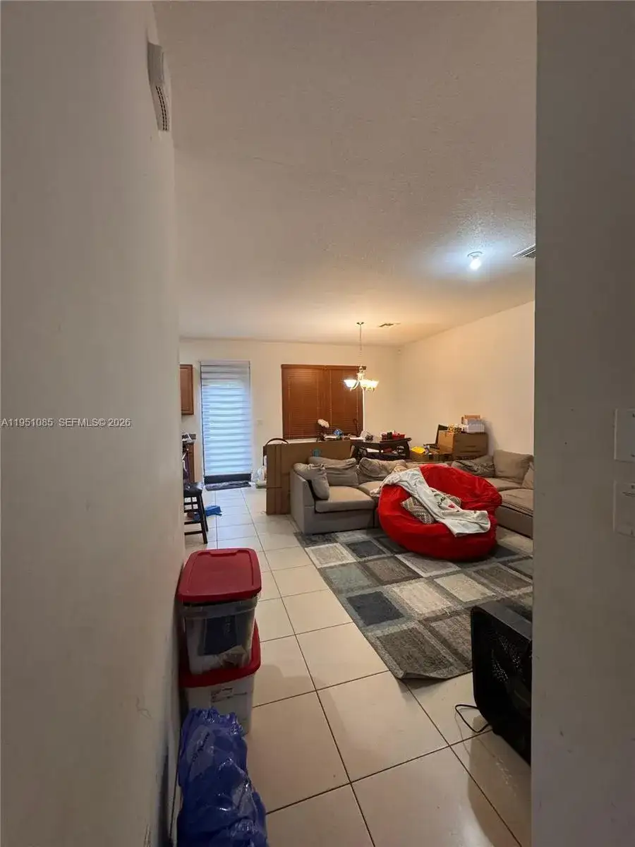 772 NE 191st Ter # 772, Miami FL 33179 photo 4