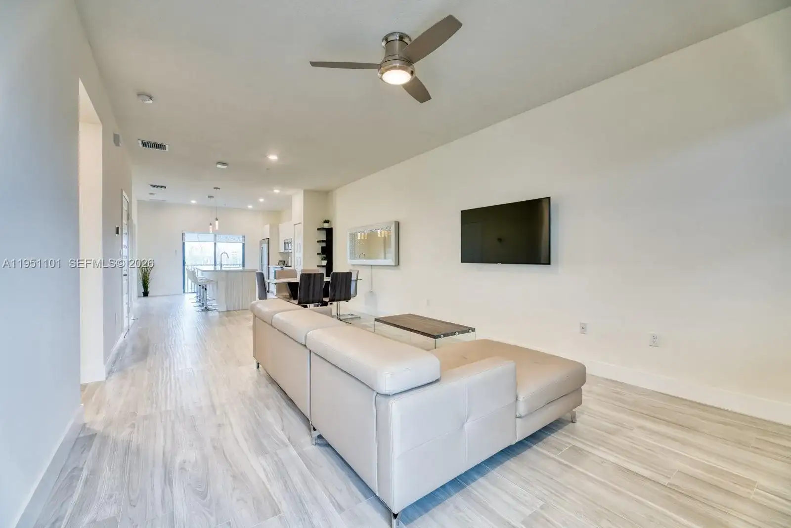 7831 NW 104th Ave # 23, Doral FL 33178 photo 4