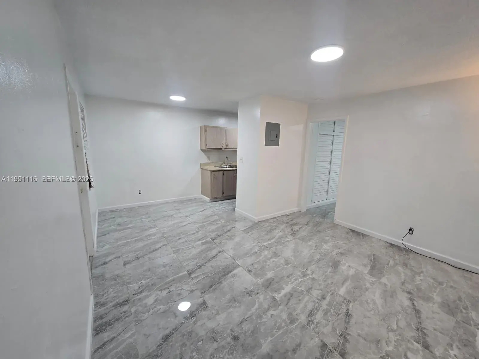 5120 NE 18th Ave # 2, Fort Lauderdale FL 33334