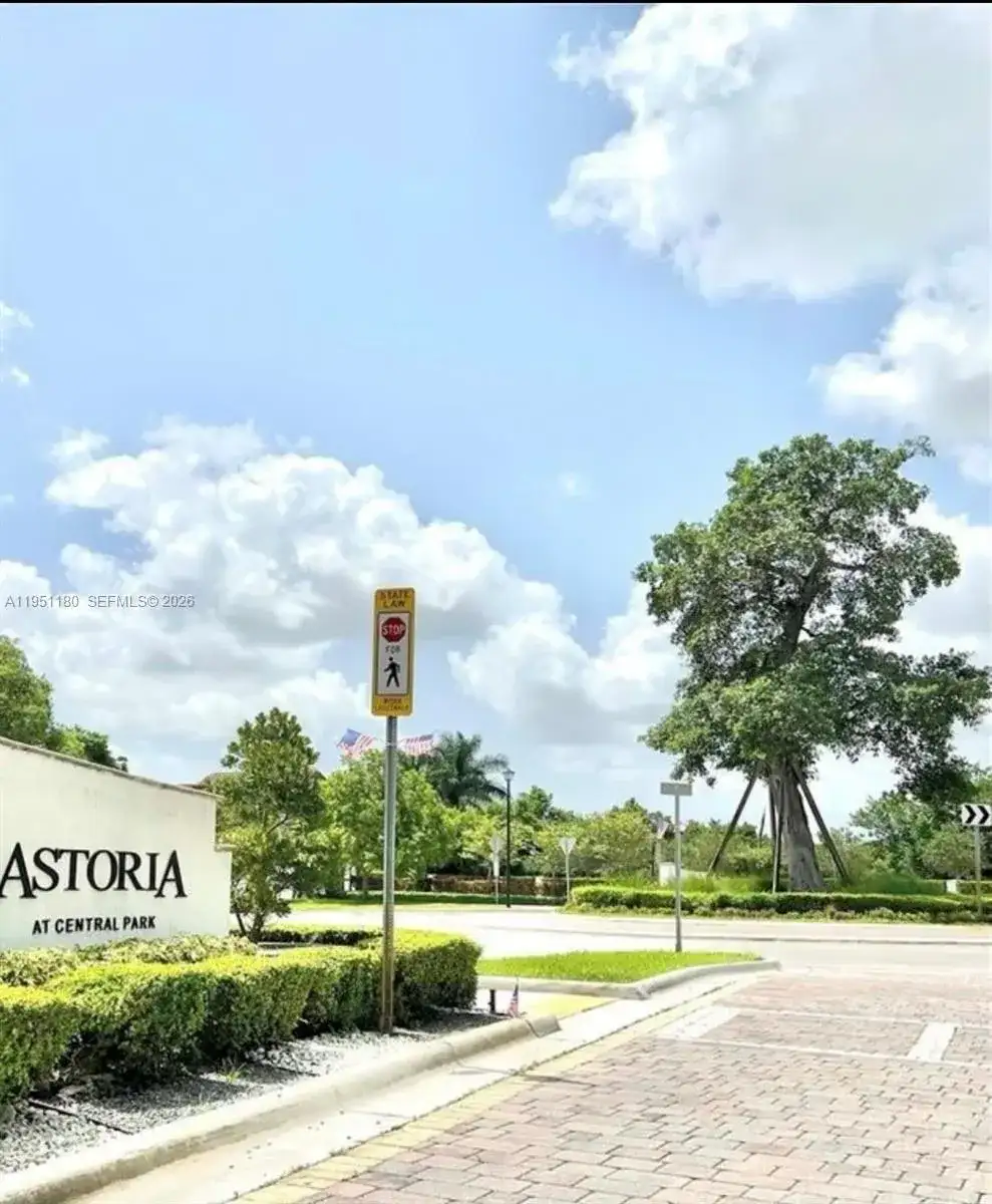 8860 NW 103rd Ave # 8860, Doral FL 33178 photo 4