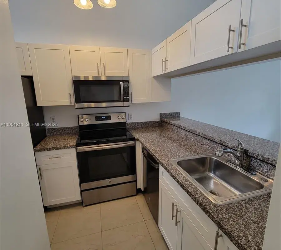 958 Coral Club Dr # 958, Coral Springs FL 33071