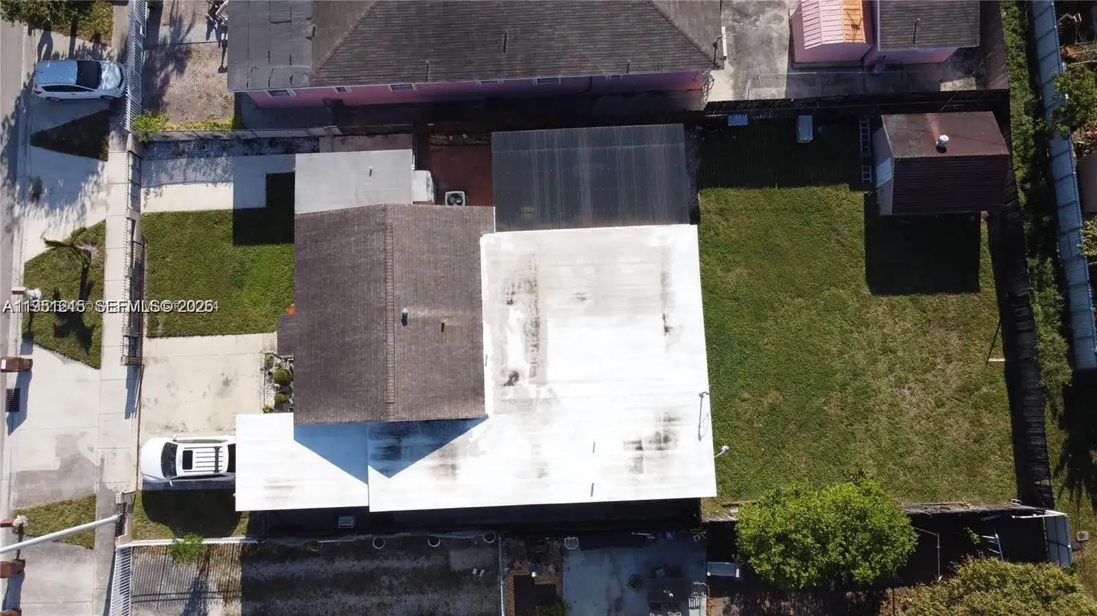 848 E 24th St, Hialeah FL 33013 photo 2