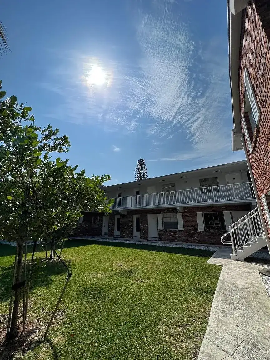 100 Sunrise Dr # 5, Key Biscayne FL 33149 photo 2