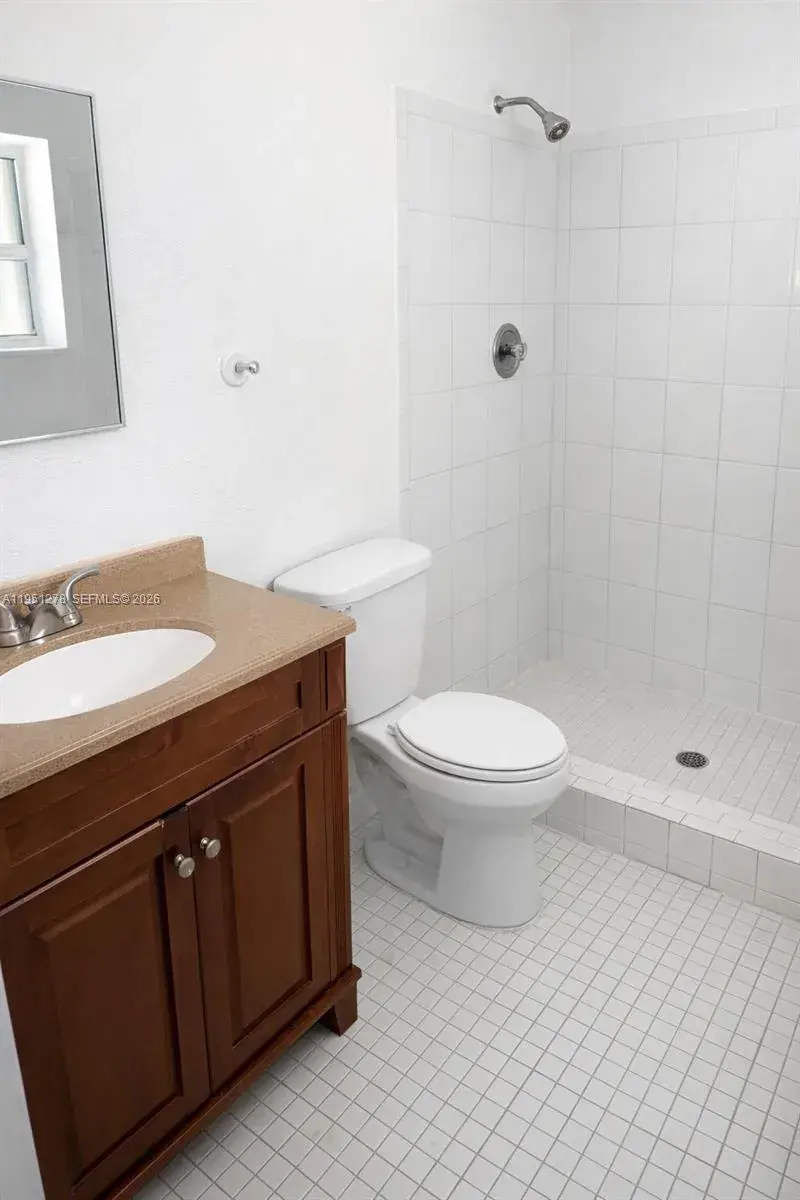 3500 Riverside Dr # 2, Coral Springs FL 33065