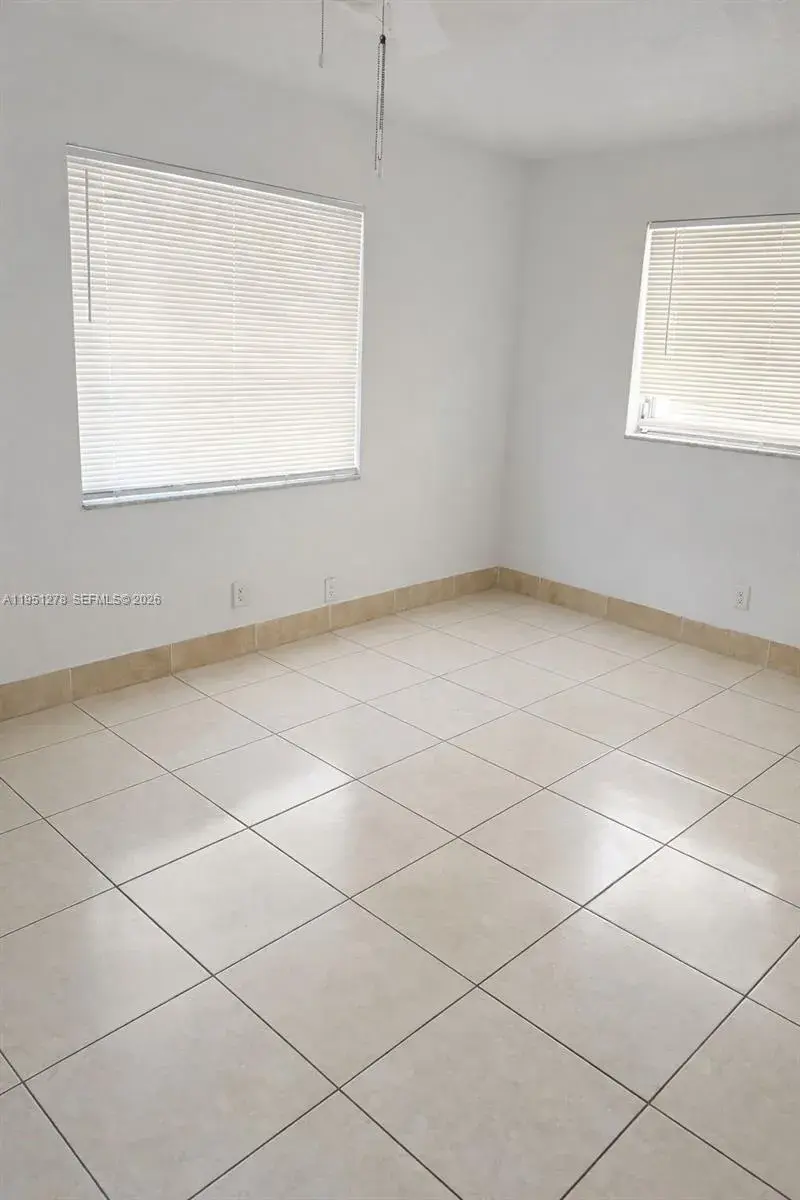 3500 Riverside Dr # 2, Coral Springs FL 33065