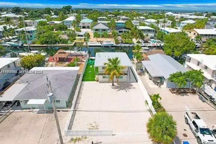 125 Gardenia St, Plantation Key FL 33070 photo 5