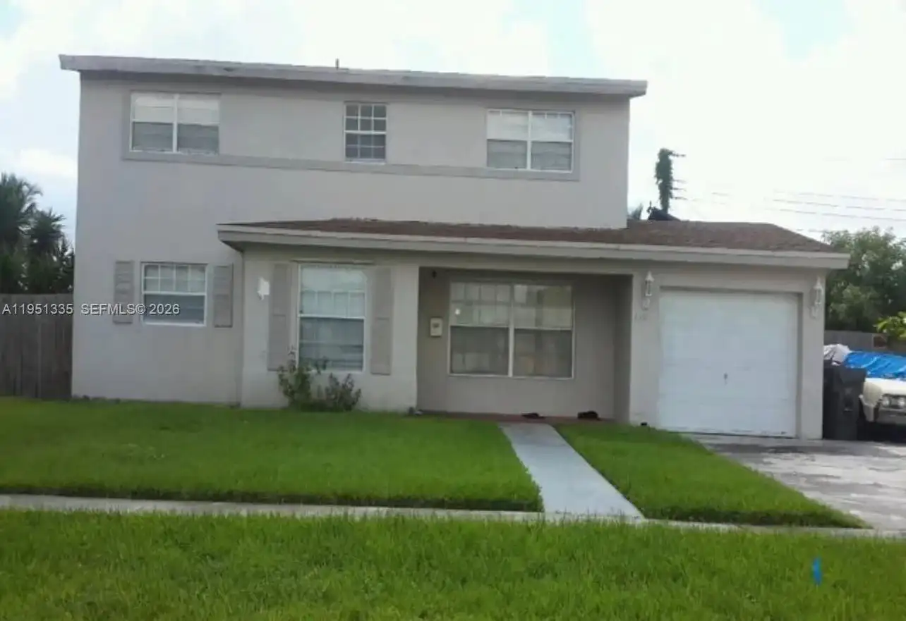 4390 NW 38th Ter, Lauderdale Lakes FL 33309