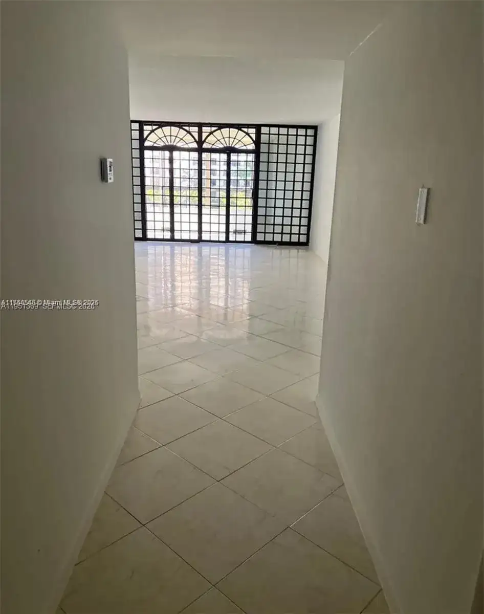 500 Three Islands Blvd # 306, Hallandale Beach FL 33009 photo 3