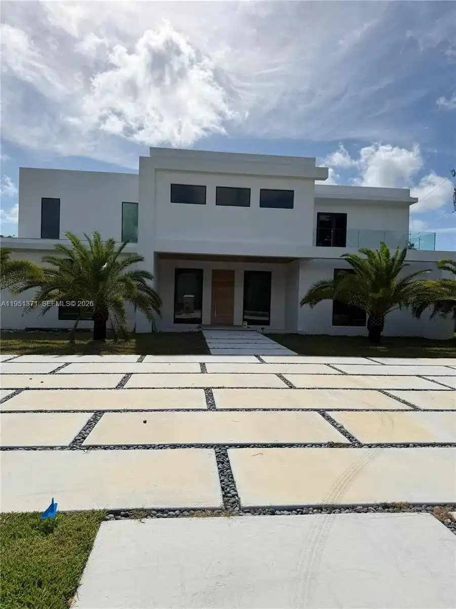 6190 SW 128th St, Pinecrest FL 33156