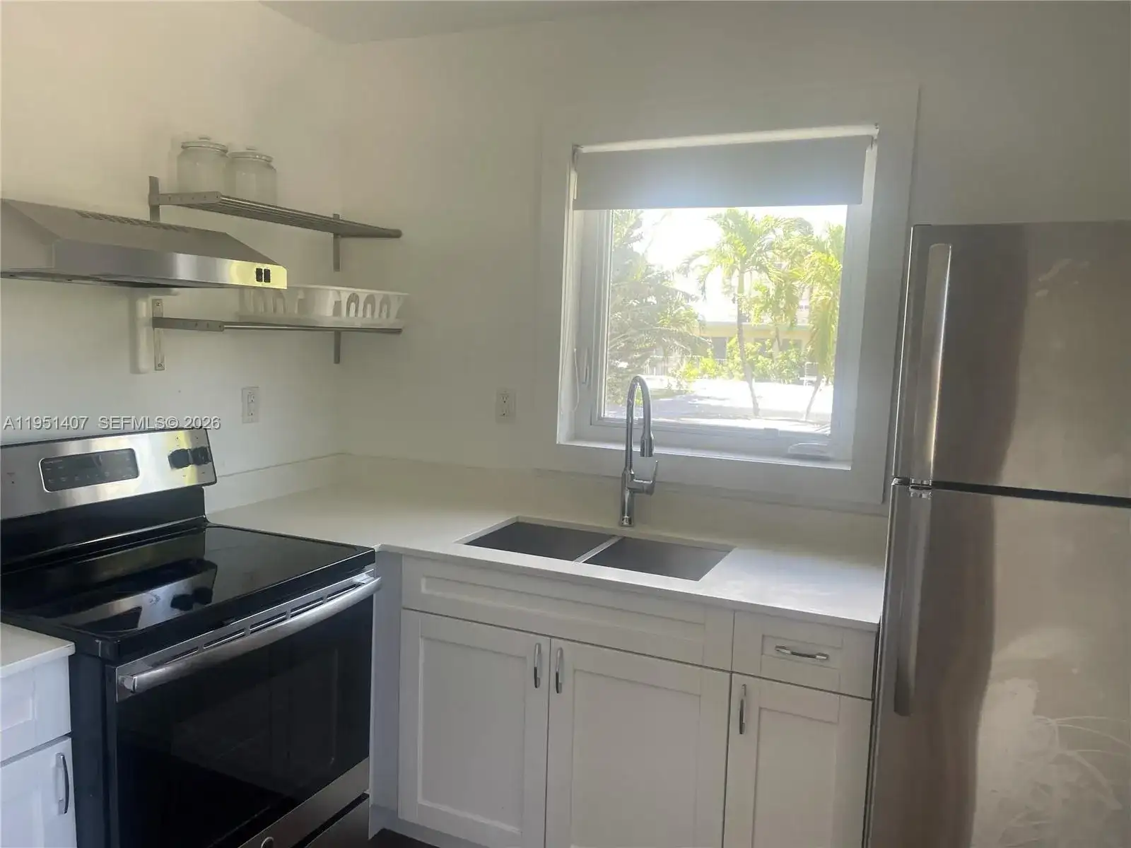 8260 Byron Ave # 13, Miami Beach FL 33141 photo 4