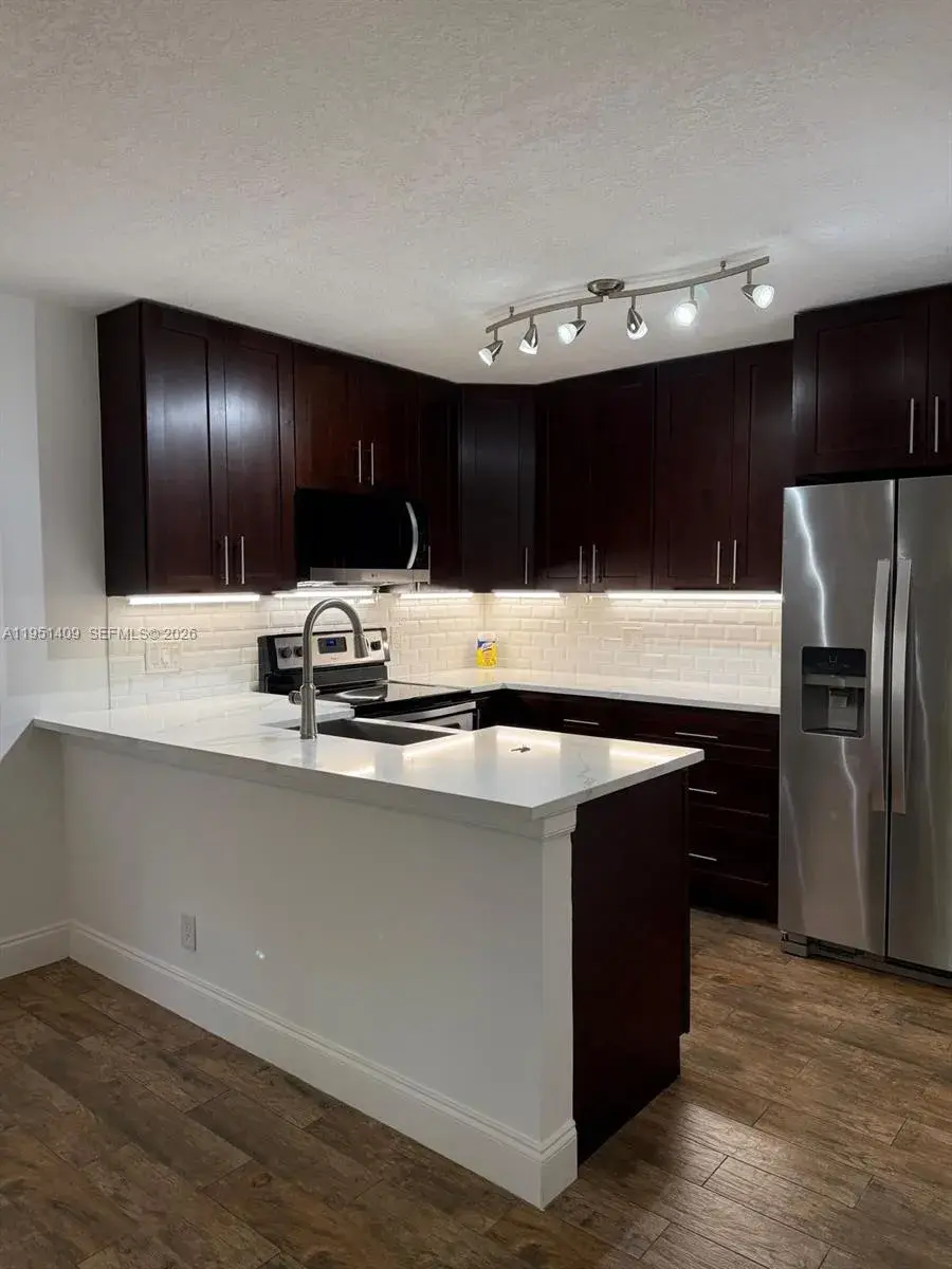 4995 Sable Pine Cir # D1, West Palm Beach FL 33417