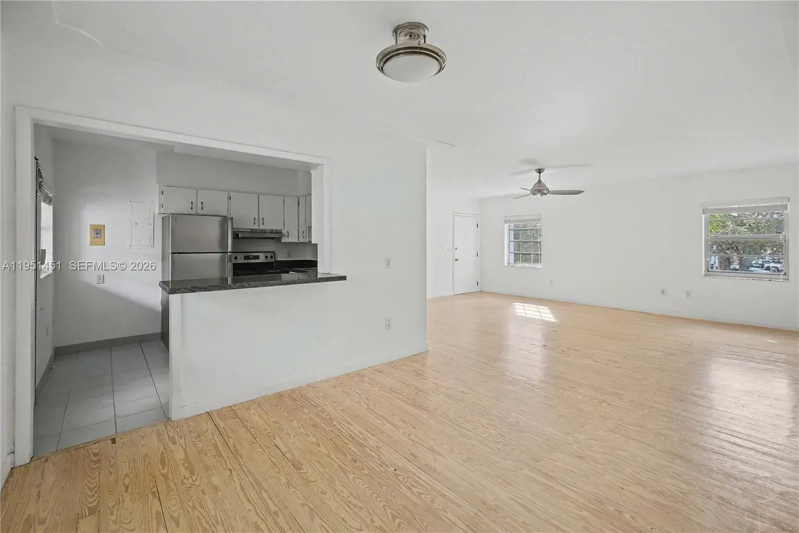 73 Edgewater Dr # 3, Coral Gables FL 33133