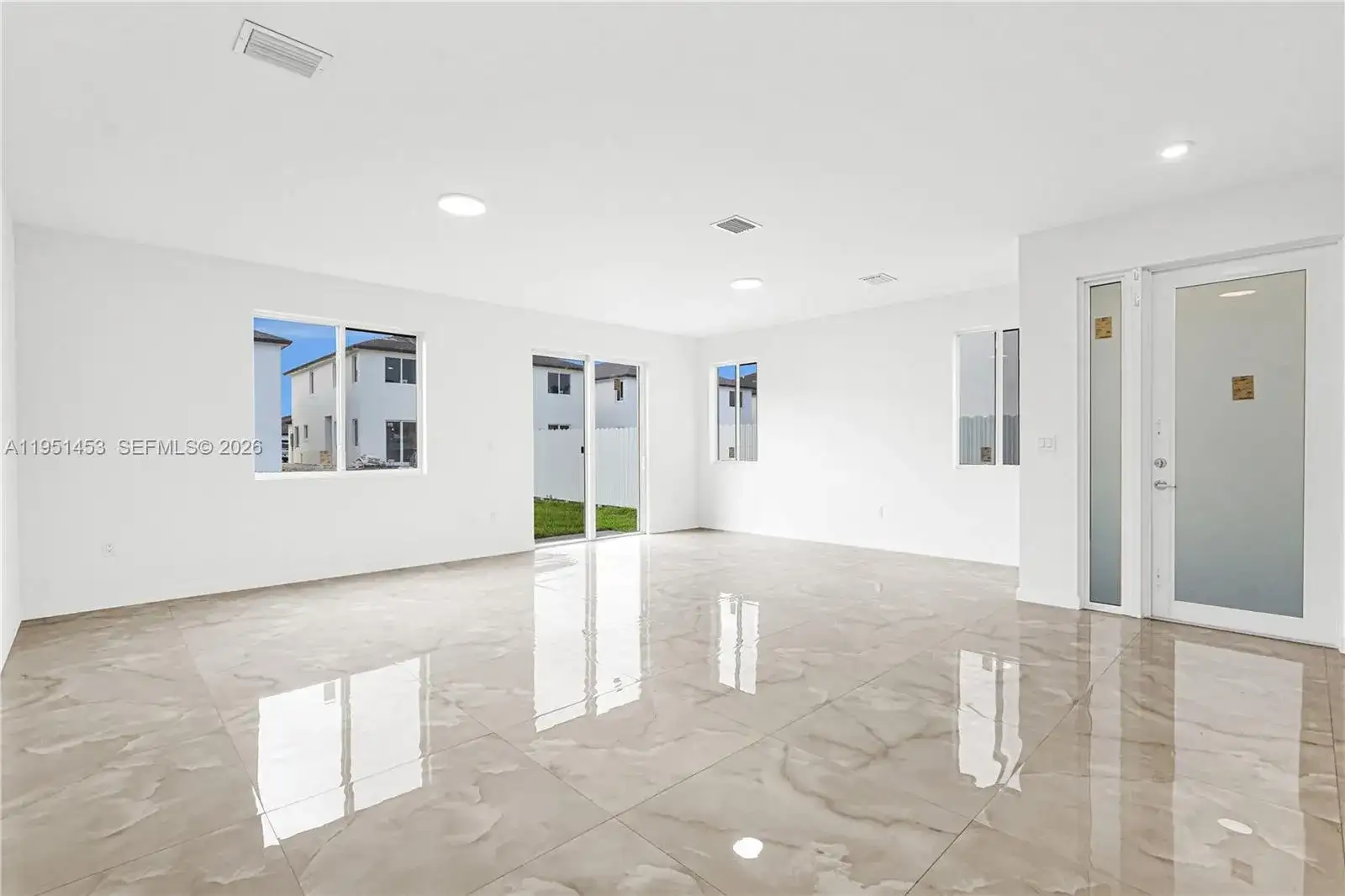 22431 SW 125 ave # 19B, Miami FL 33033 photo 2