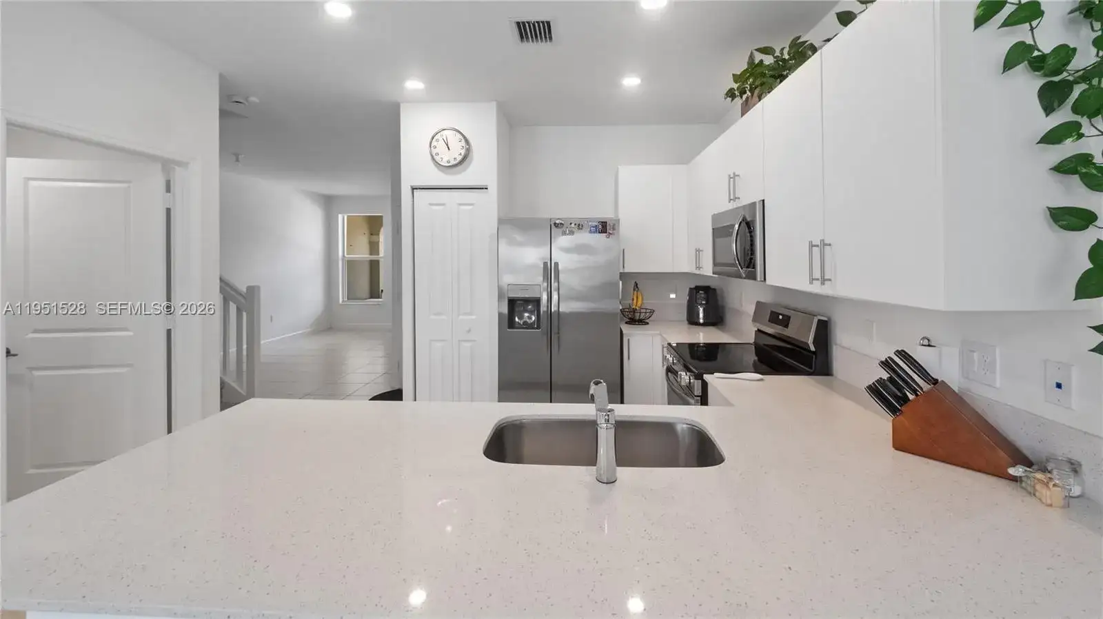 5544 NW 27th Pl, Lauderhill FL 33313 photo 5