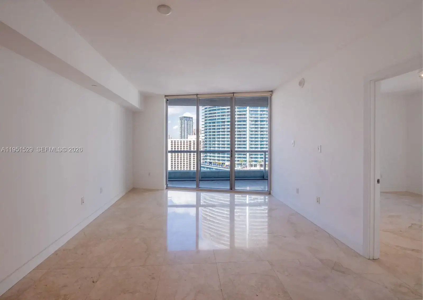 465 Brickell Ave # 2304, Miami FL 33131 photo 2