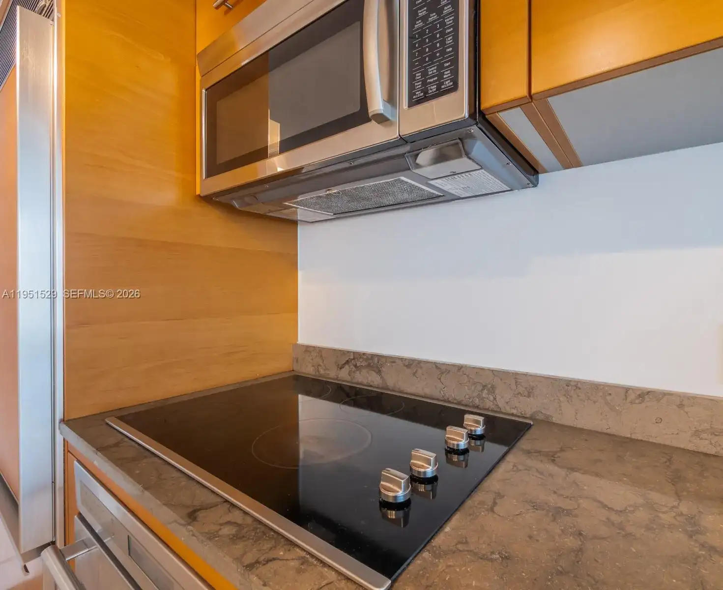 465 Brickell Ave # 2304, Miami FL 33131 photo 4