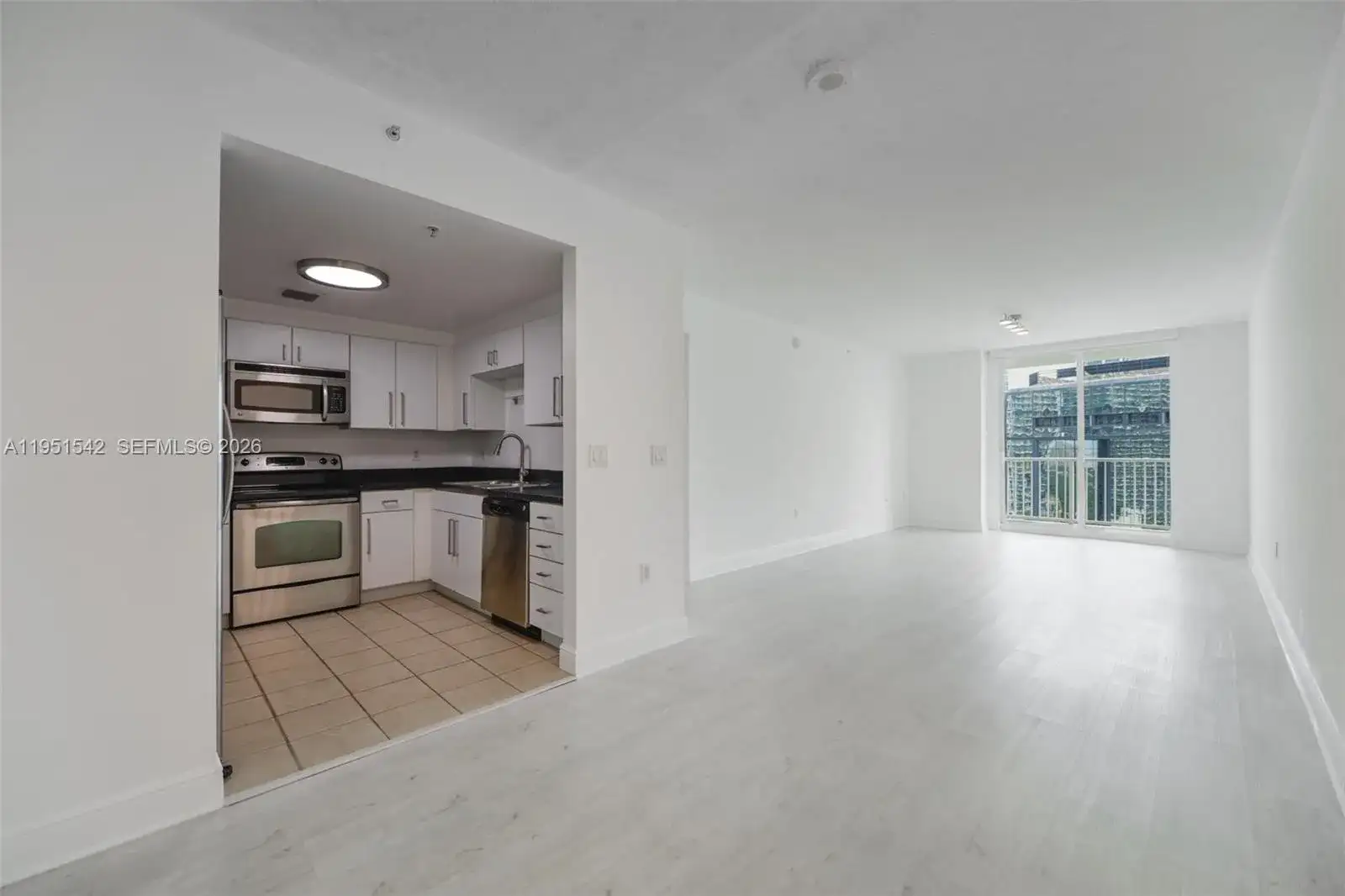 1250 S Miami Ave # 1906, Miami FL 33130 photo 5