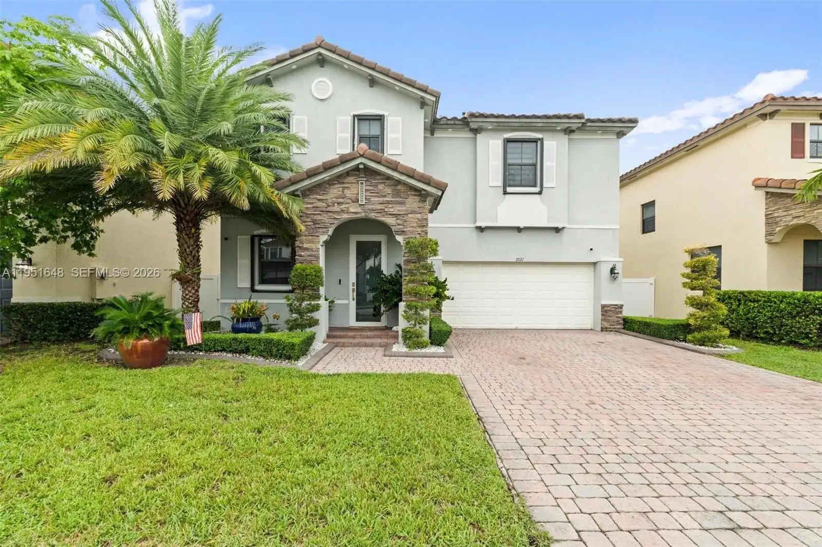 3521 W 92nd Pl, Hialeah FL 33018 photo 2