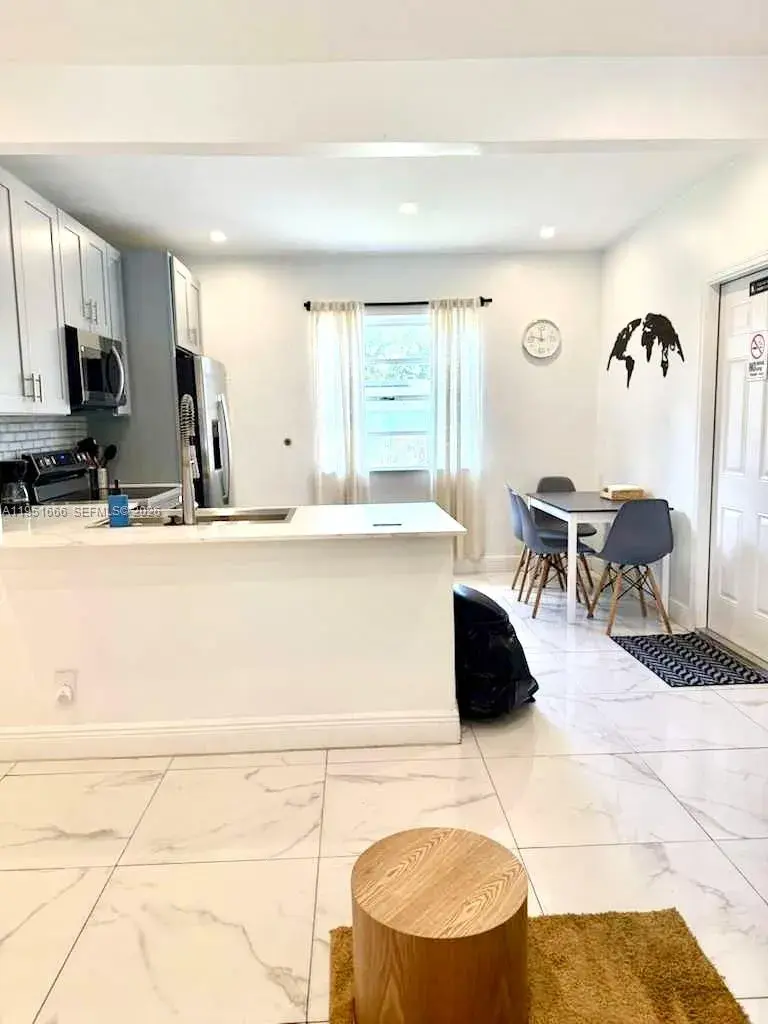 133 SW 22nd Ter, Fort Lauderdale FL 33312