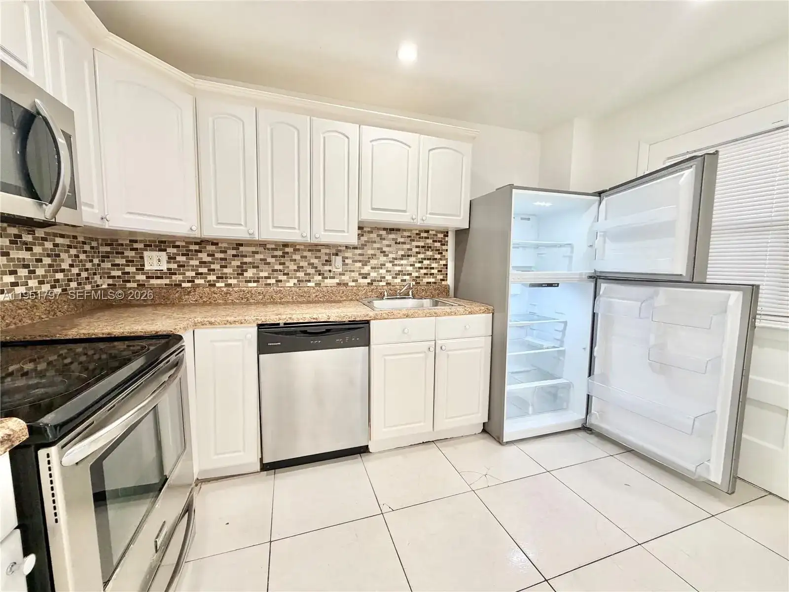 1475 NE 125th Ter, North Miami FL 33161 photo 5