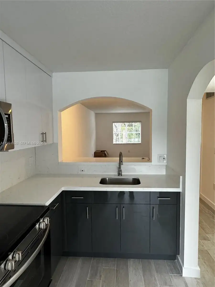 2650 SE 12th Pl # 105, Homestead FL 33035 photo 3