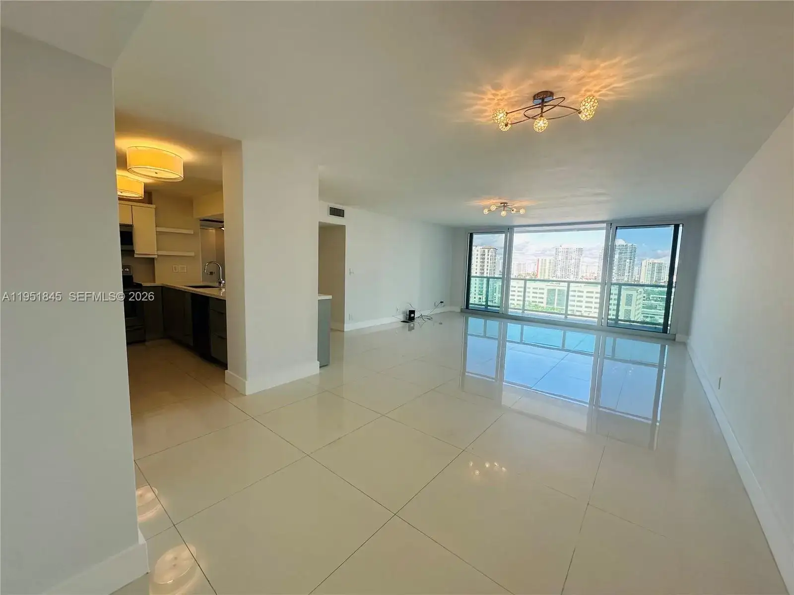 100 Bayview Dr, Sunny Isles Beach FL 33160