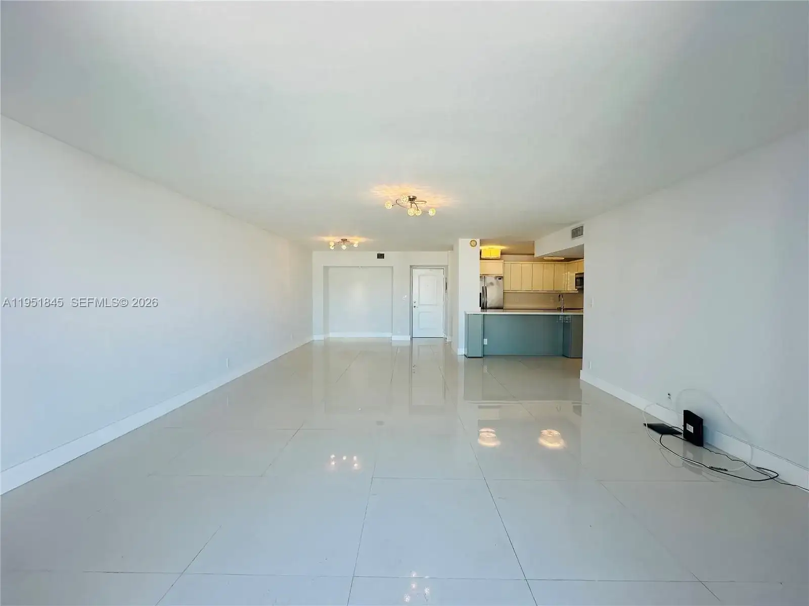 100 Bayview Dr, Sunny Isles Beach FL 33160 photo 3