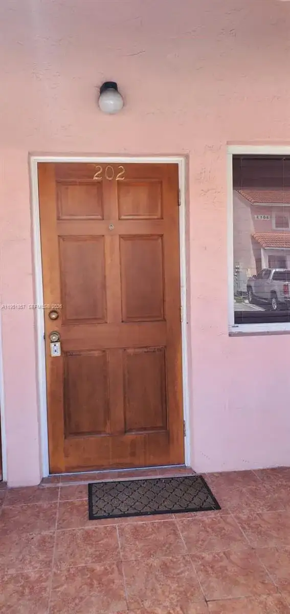 8011 Lake Dr # 202, Doral FL 33166 photo 2