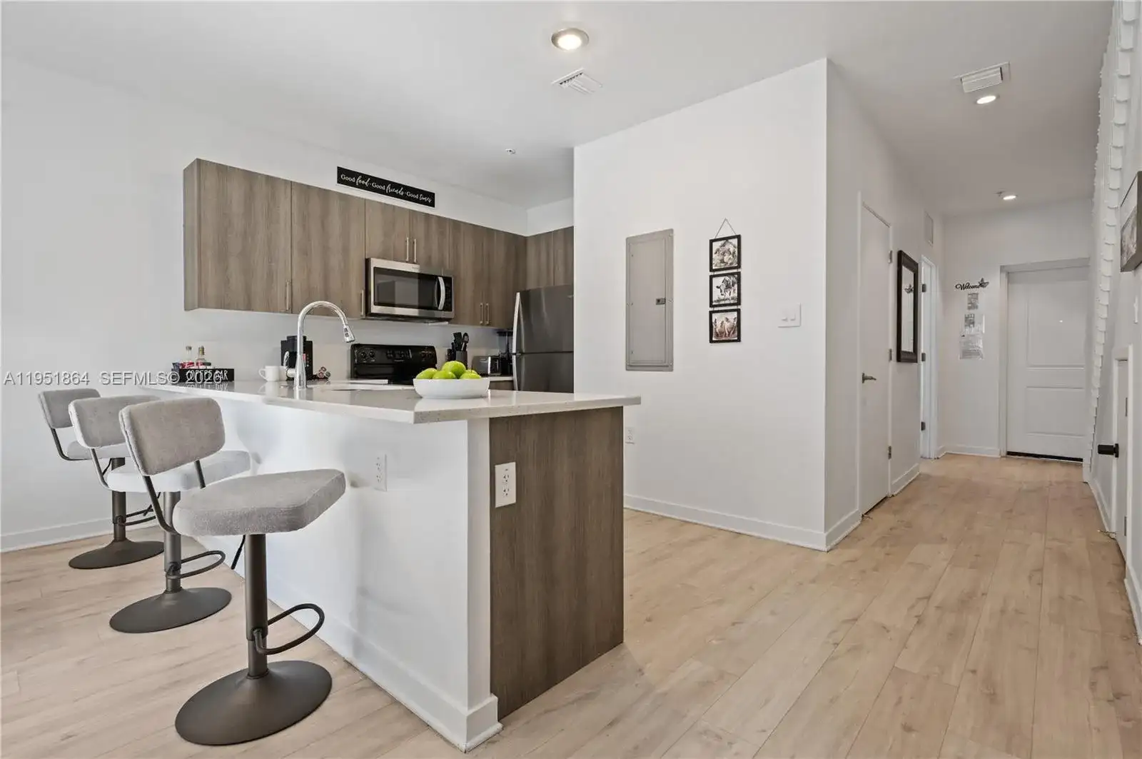 170 NW 158 St # 8, Miami FL 33169 photo 4