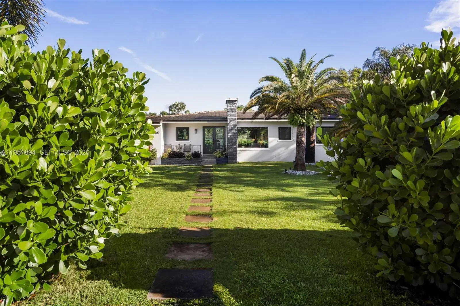 07325 SW 102nd St, Pinecrest FL 33156