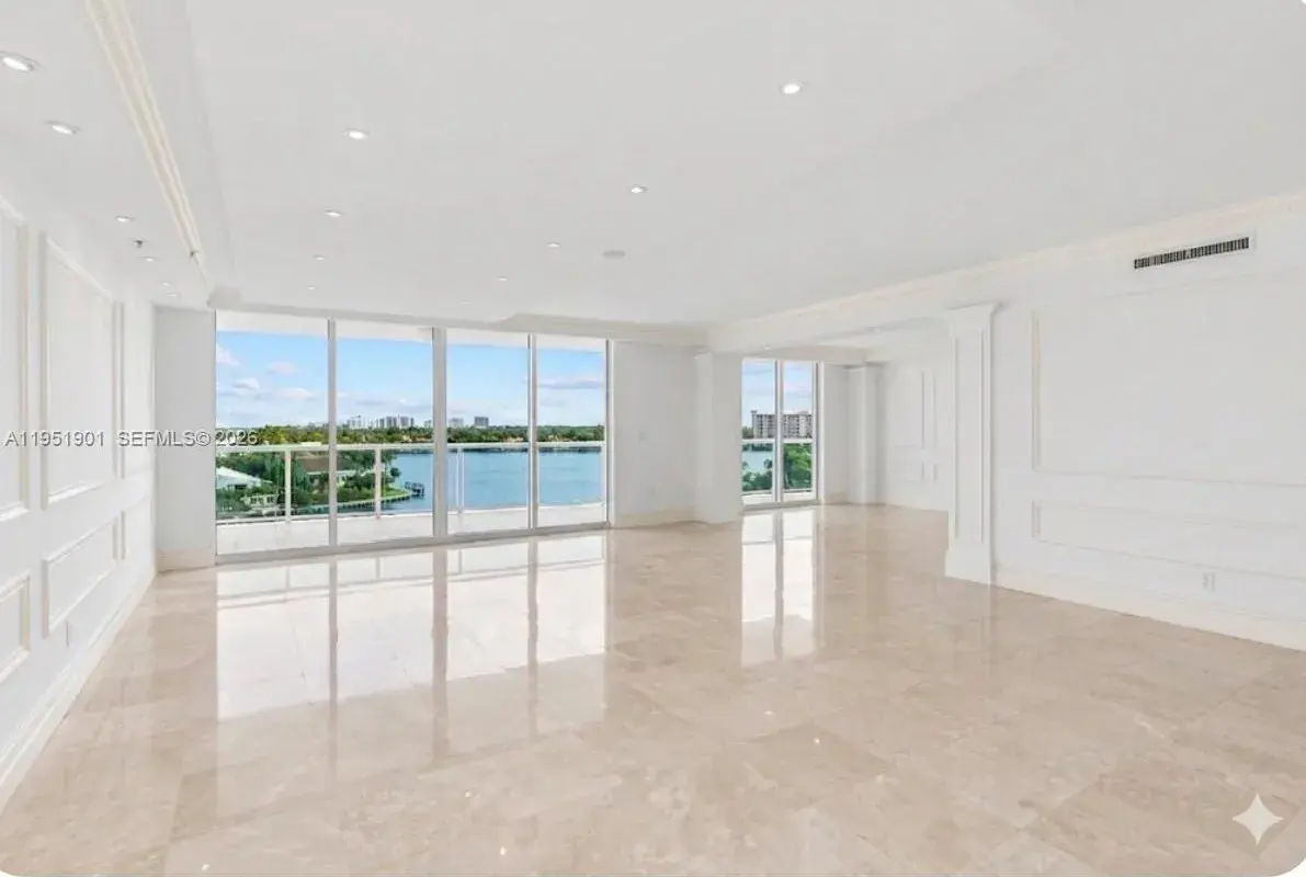 20201 E Country Club Dr # 608, Aventura FL 33180