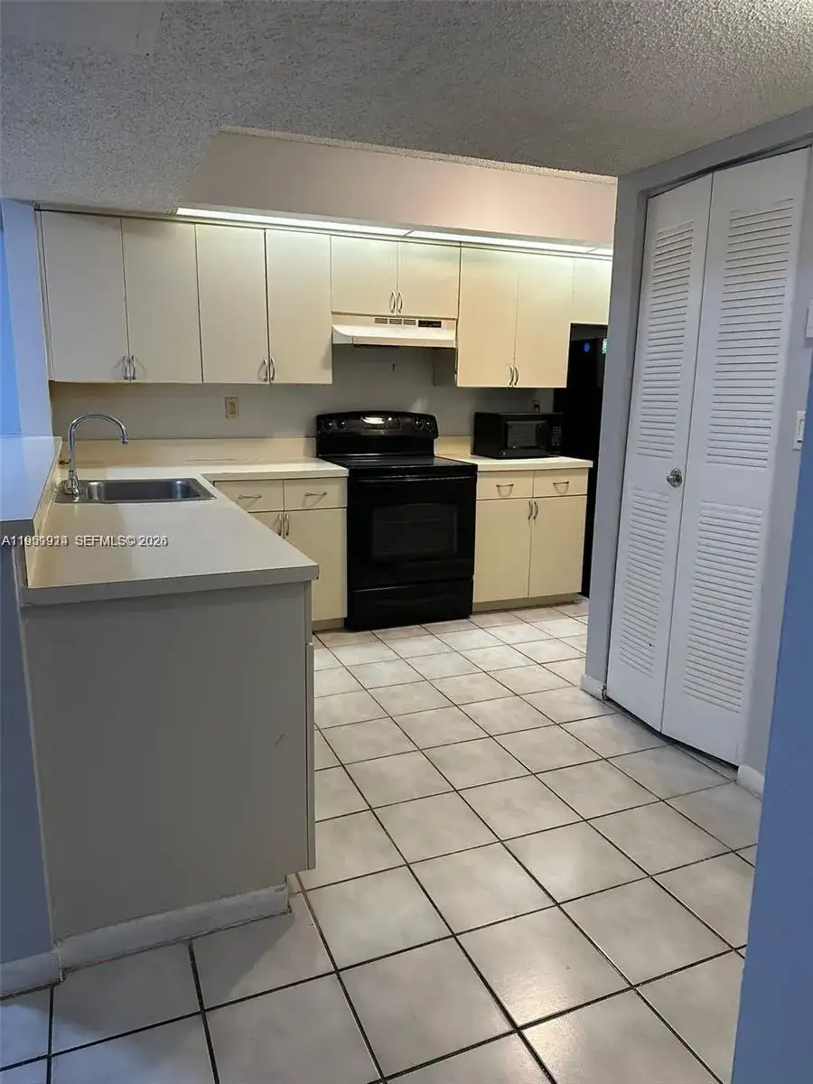 8600 SW 212th St # 105, Cutler Bay FL 33189 photo 4