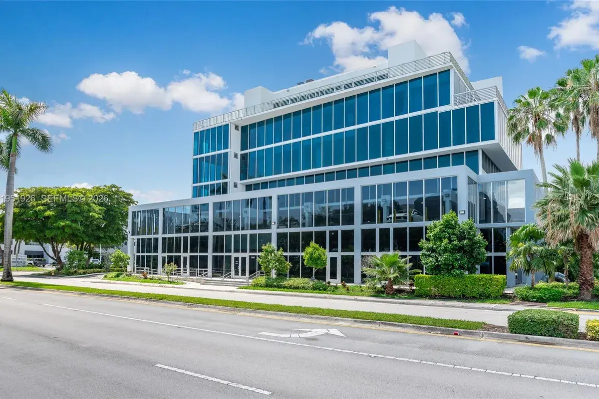 10450 NW 33rd St # 501, Doral FL 33172