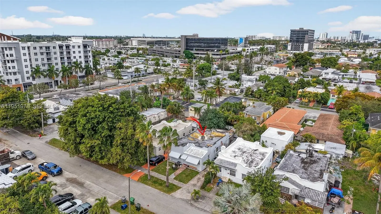 623 NE 4th St, Hallandale Beach FL 33009