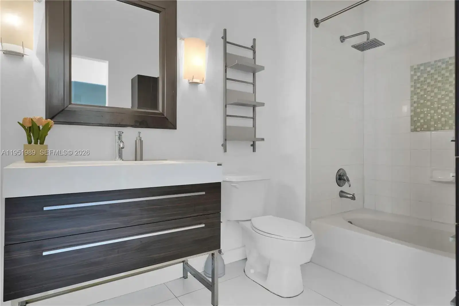 2001 Biscayne Blvd # 3213, Miami FL 33137 photo 4