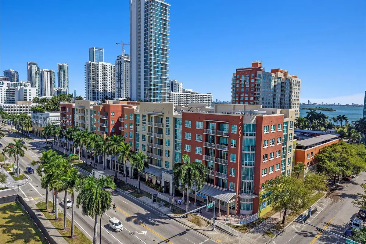 2001 Biscayne Blvd # 3213, Miami FL 33137