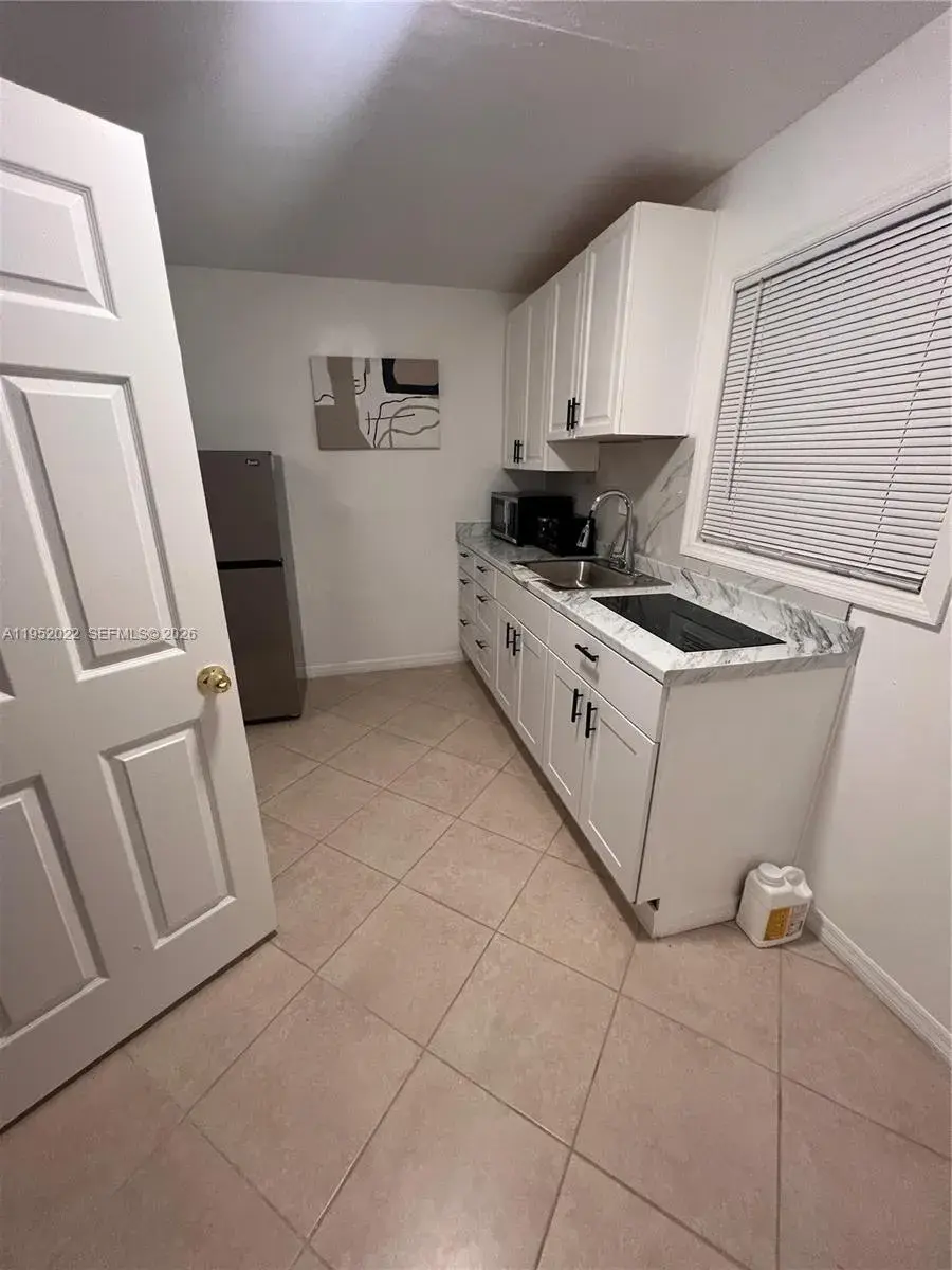 824 SW 12th Ct # 826, Fort Lauderdale FL 33315