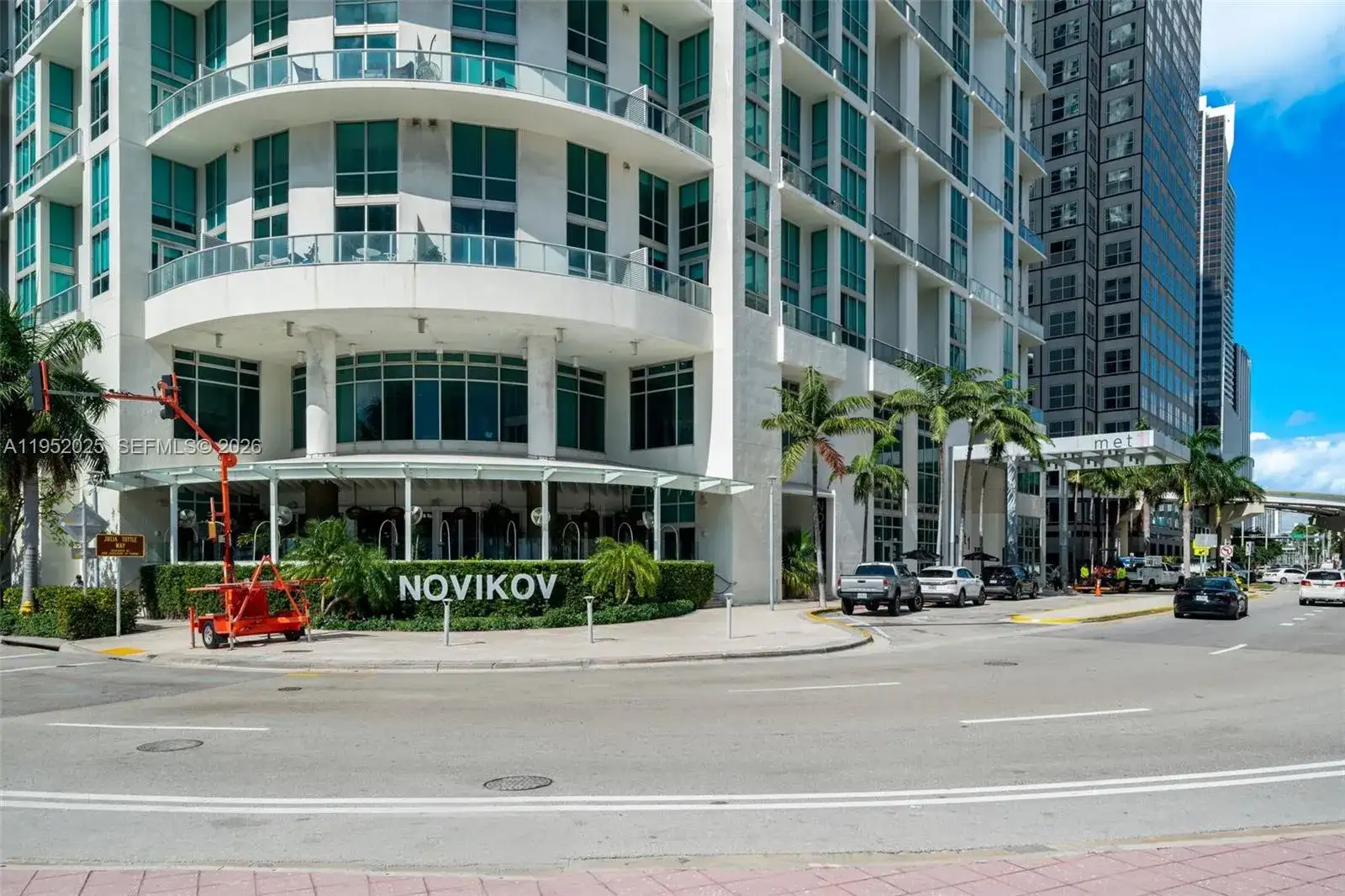 300 S BISCAYNE BLVD # 410, Miami FL 33131 photo 5