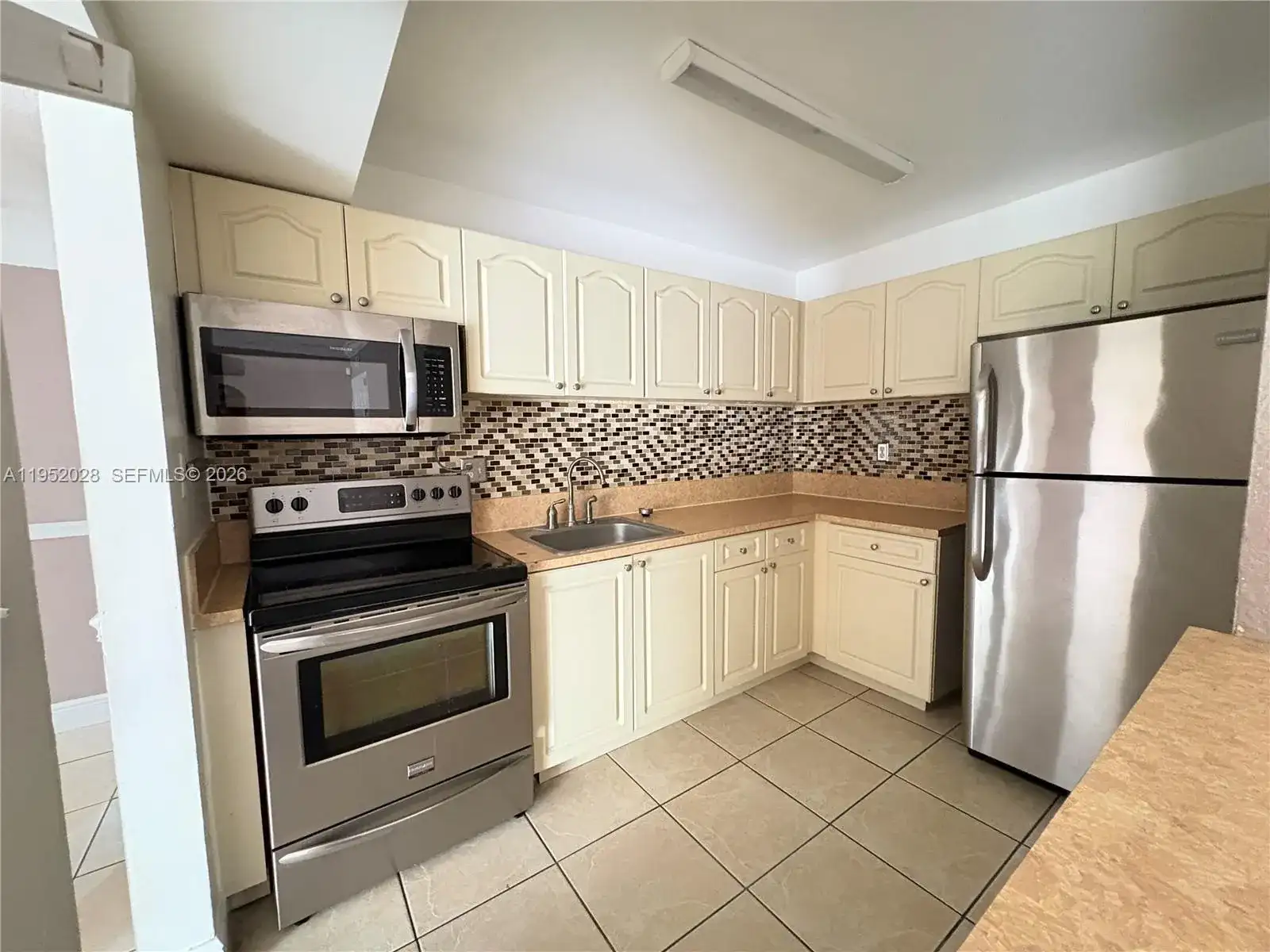 9453 SW 76th St # S7, Miami FL 33173 photo 5
