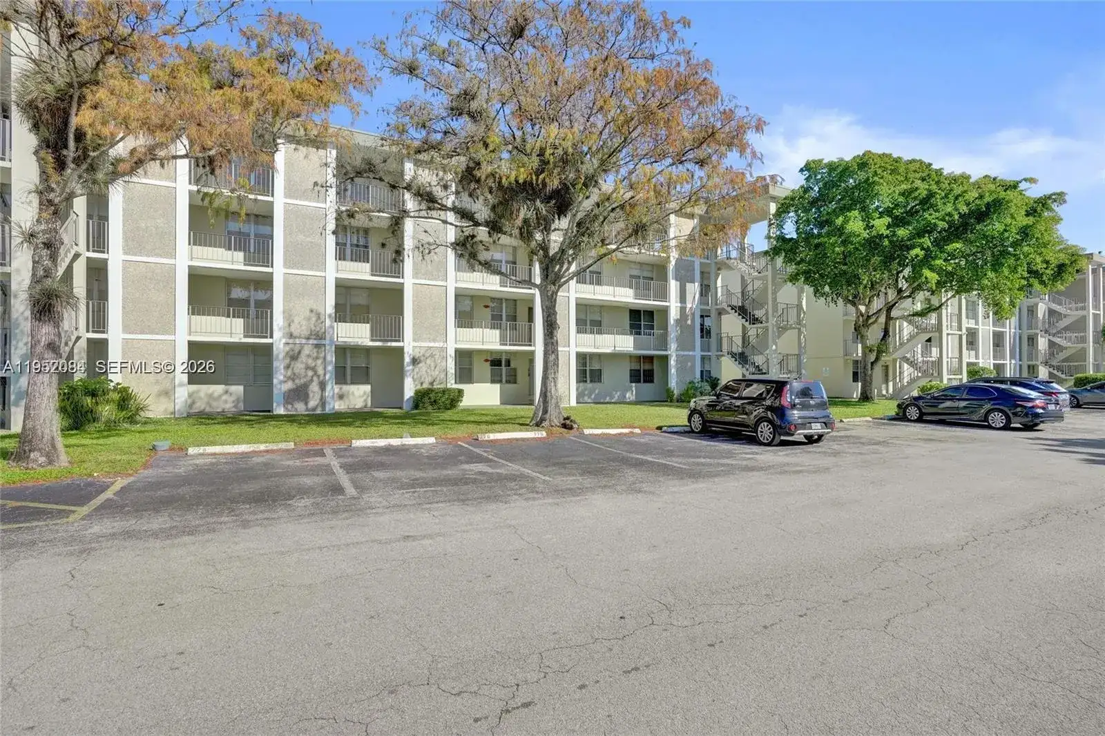 2999 NW 48th Ave # 438, Lauderdale Lakes FL 33313 photo 2