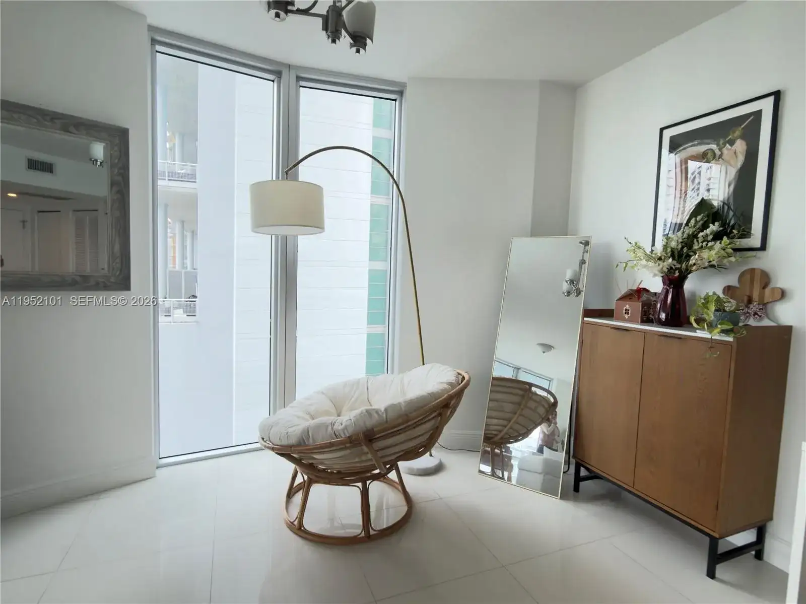 185 SW 7th St # 2711, Miami FL 33130 photo 4